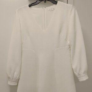 Club Monaco sz 4 white long sleeve dress in excellent condition